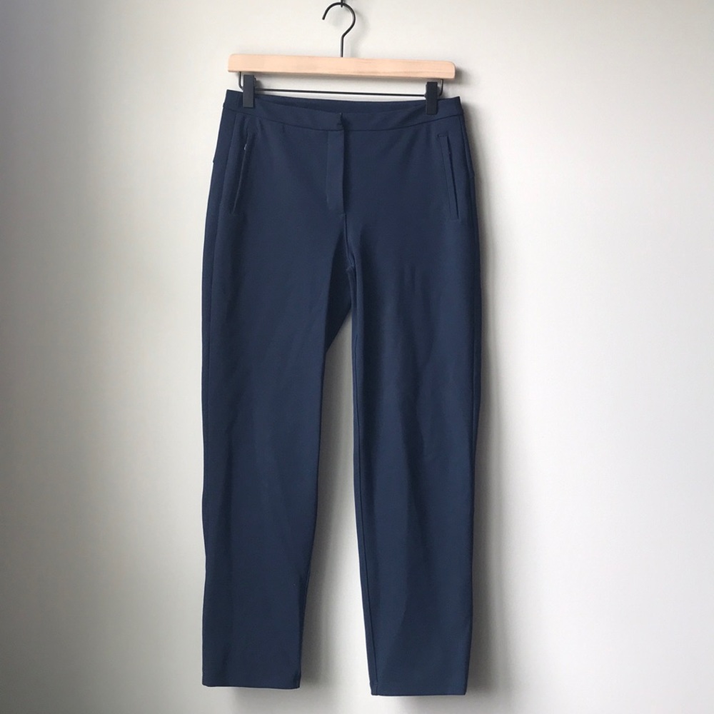 Lululemon | on the move pants